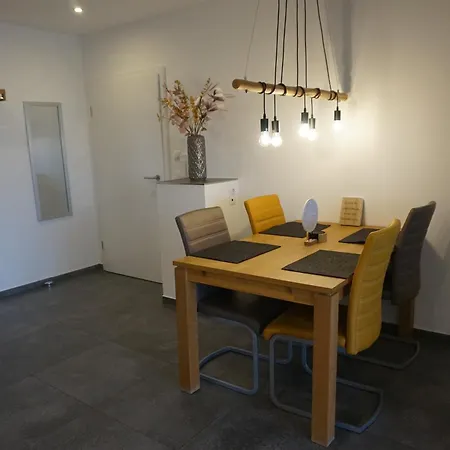 1 Im Kirschblütenhof Apartment *