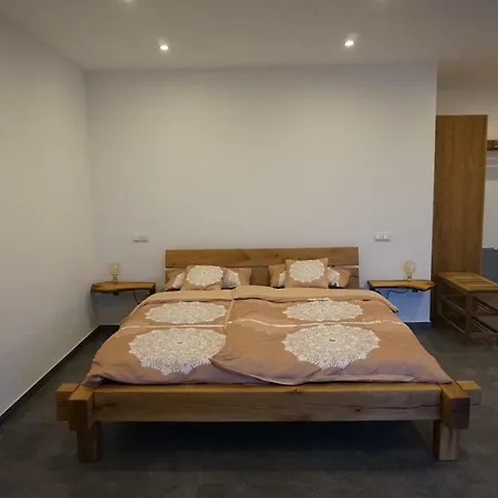 Apartment 1 Im Kirschblütenhof Ingelheim am Rhein